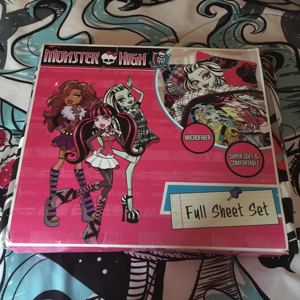 Monster High Full Size Bed Sheets Brand New